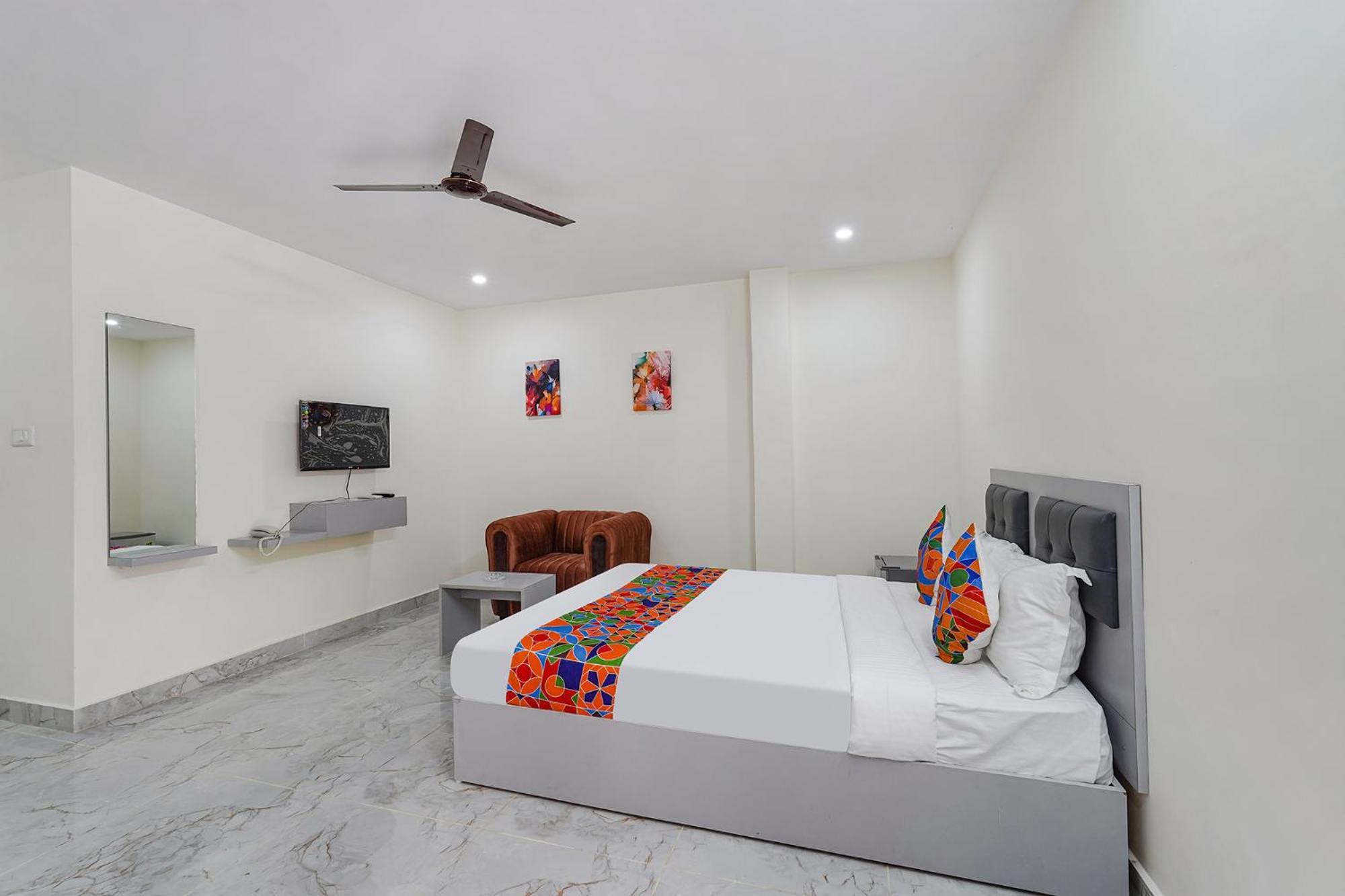 Ivory Pearl Hotel Bangalore Exterior photo